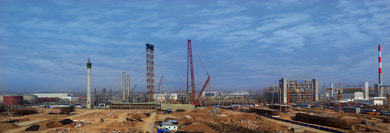 建設(shè)中的蒲城煤制烯烴項(xiàng)目全景.jpg